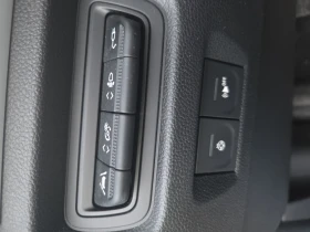 Renault Zoe Renault zoe 52kw CCS - 14999 € / 29335.49 лв. - 31760899 4