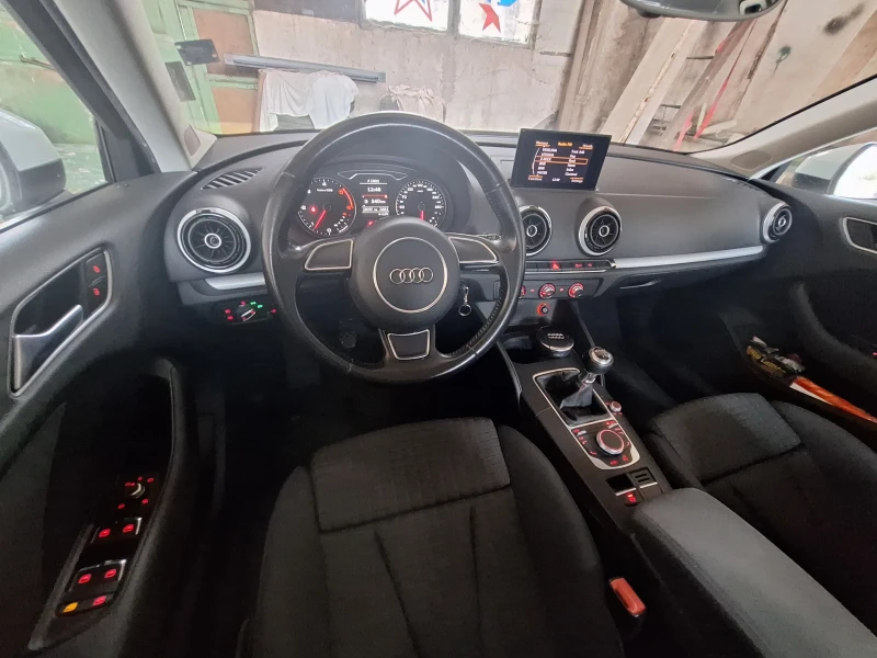 Audi A3 1.6 TDI Sportback, снимка 9 - Автомобили и джипове - 48188583