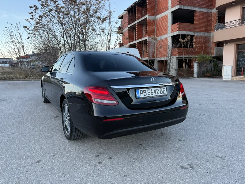 Mercedes-Benz E 200, снимка 3 - Автомобили и джипове - 48369297