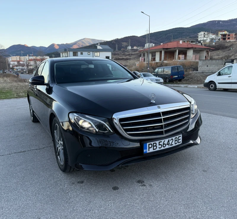 Mercedes-Benz E 200, снимка 1 - Автомобили и джипове - 48369297