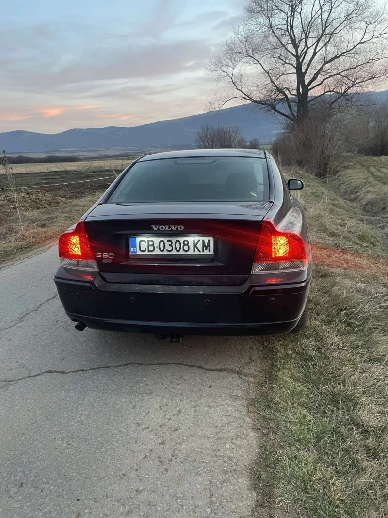 Volvo S60, снимка 7 - Автомобили и джипове - 49440630