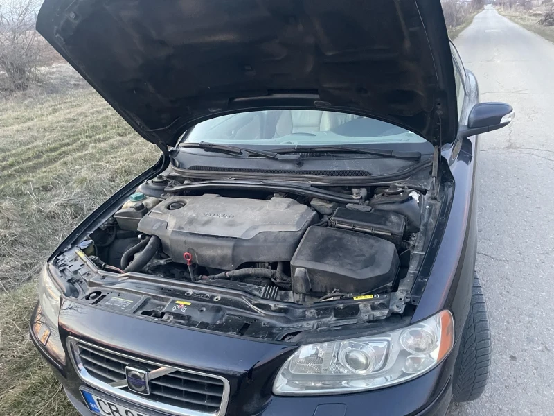 Volvo S60, снимка 16 - Автомобили и джипове - 49440630