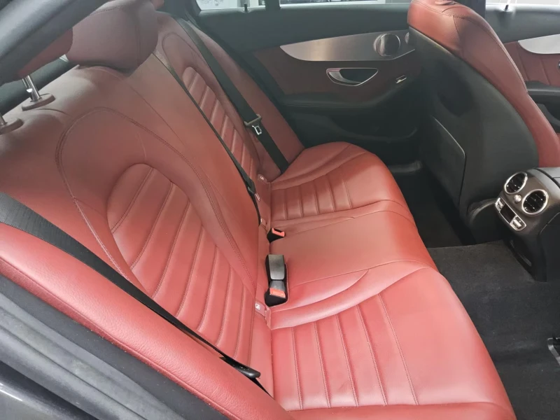 Mercedes-Benz C 220 d/AMG-LINE/194HP/BURM/DISTR.+ /LED/360/KLESS/768f, снимка 12 - Автомобили и джипове - 51766704