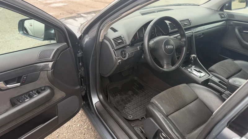 Audi A4 1.8 T АГУ, снимка 11 - Автомобили и джипове - 52496029