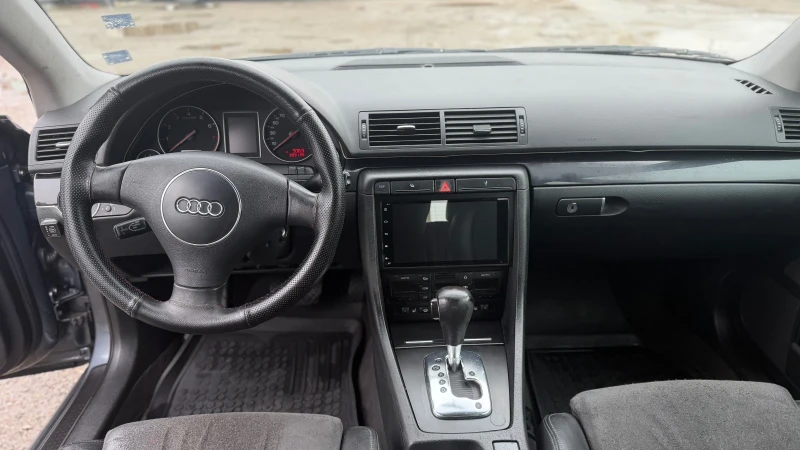 Audi A4 1.8 T АГУ, снимка 10 - Автомобили и джипове - 52496029