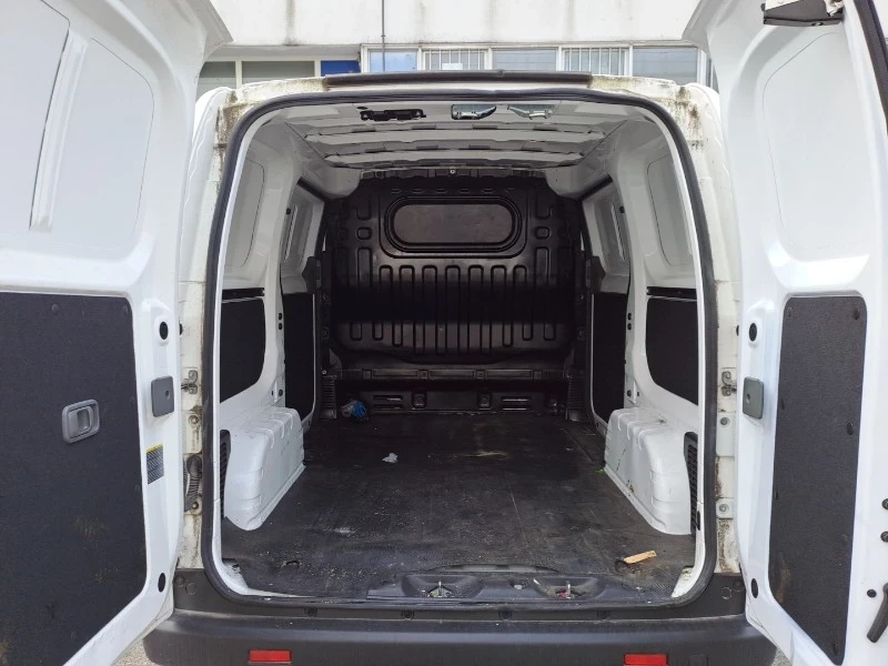 Nissan e-NV200 40kwh само на 5200 км Нов, N1 хомогенизация, снимка 11 - Автомобили и джипове - 52841073