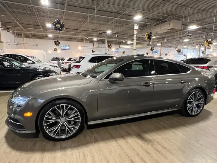 Audi A7 3.0T * S LINE * Technik * BOSE * CARFAX, снимка 5 - Автомобили и джипове - 54904947