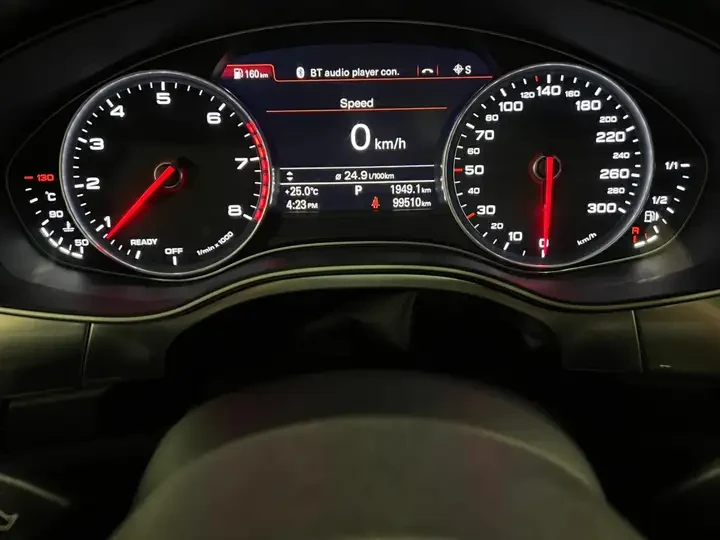Audi A7 3.0T * S LINE * Technik * BOSE * CARFAX, снимка 15 - Автомобили и джипове - 54904947