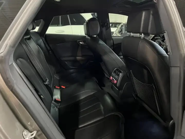 Audi A7 3.0T * S LINE * Technik * BOSE * CARFAX, снимка 13 - Автомобили и джипове - 54904947
