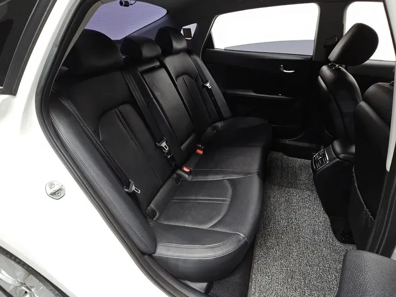 Kia K5 K5 2Nd Generation 1.7 Diesel Sx Prestige, снимка 11 - Автомобили и джипове - 56005972