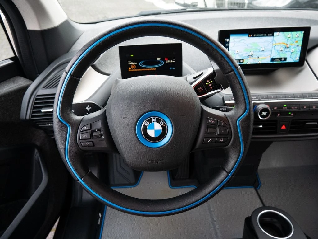 BMW i3 s 120Ah*Sportpaket*Navi*PDC*SHZ - изображение 8