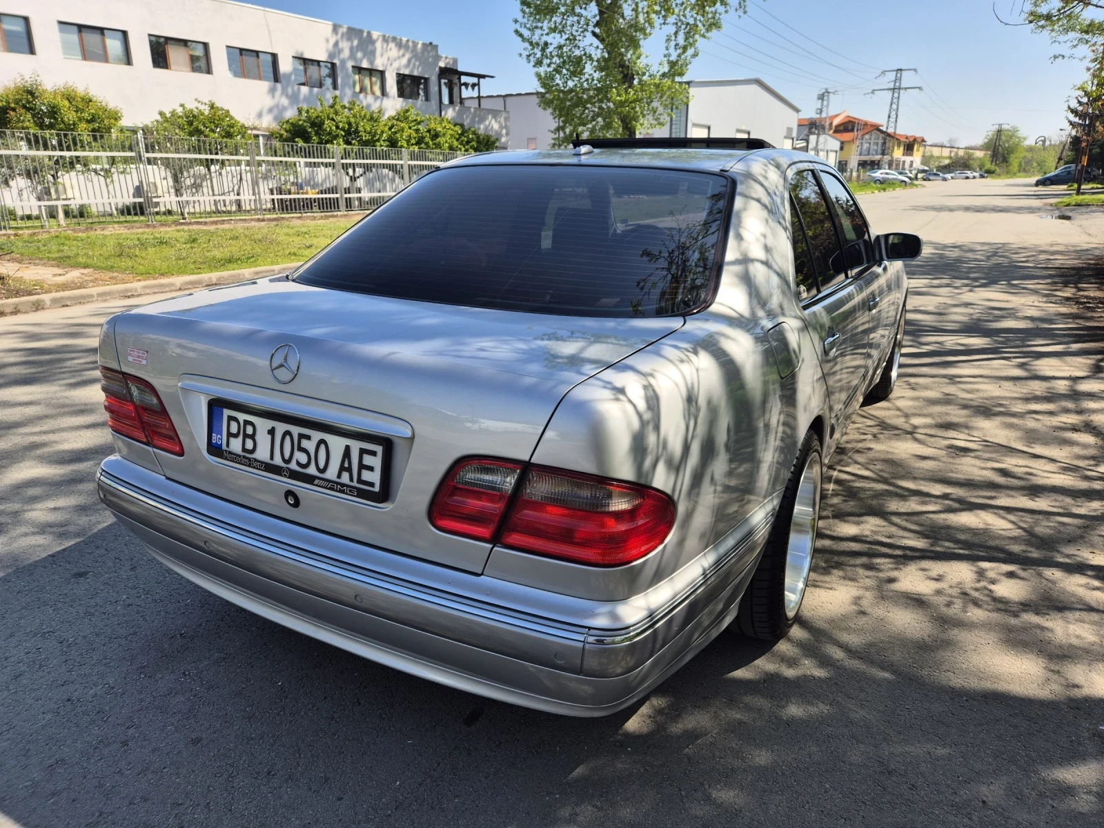 Mercedes-Benz E 280 2.8 Elegance  - изображение 6