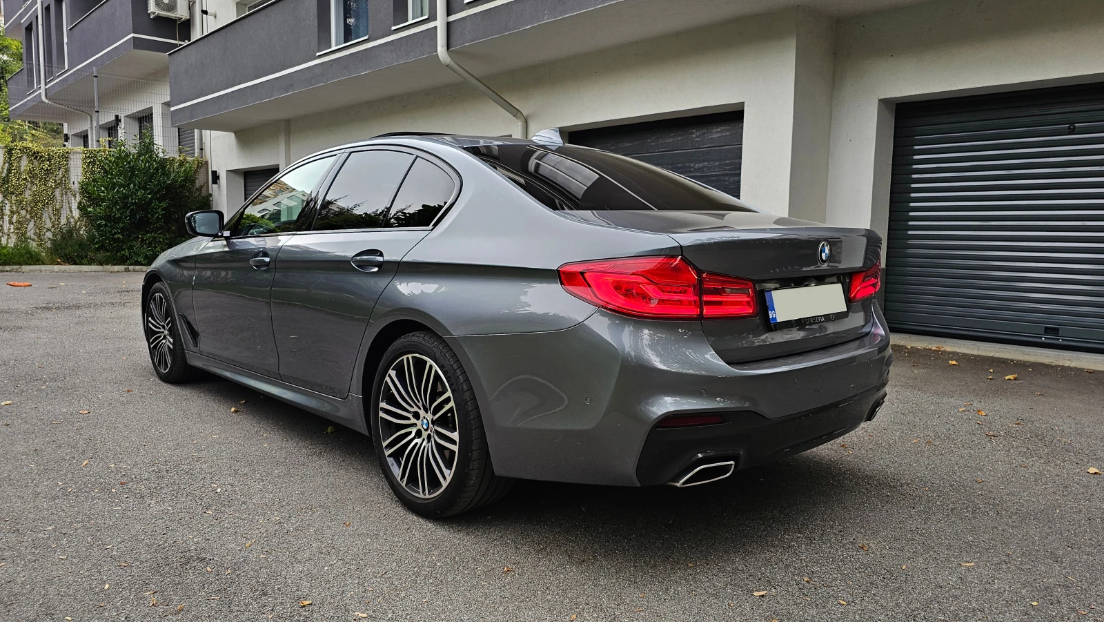 BMW 530 D M-Sport X Drive - изображение 7