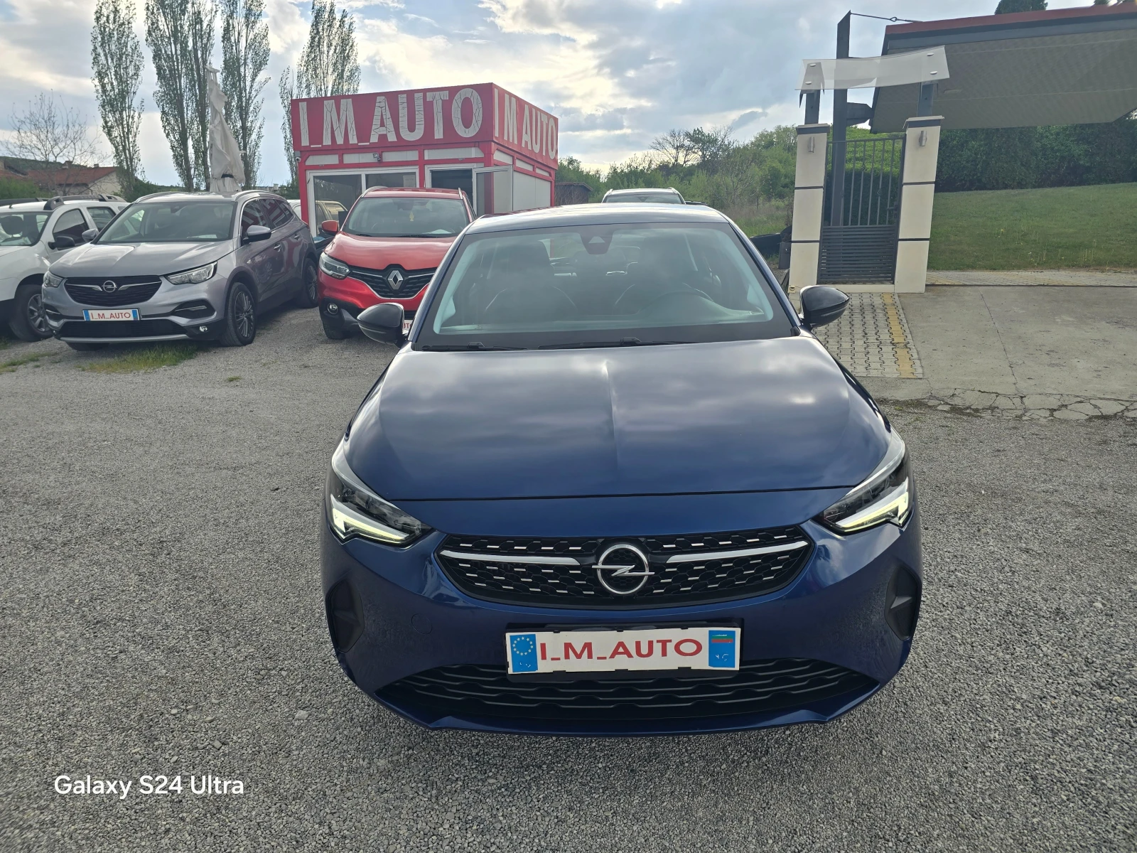 Opel Corsa 1.2i-101k.c-NAVI-FACE - изображение 2