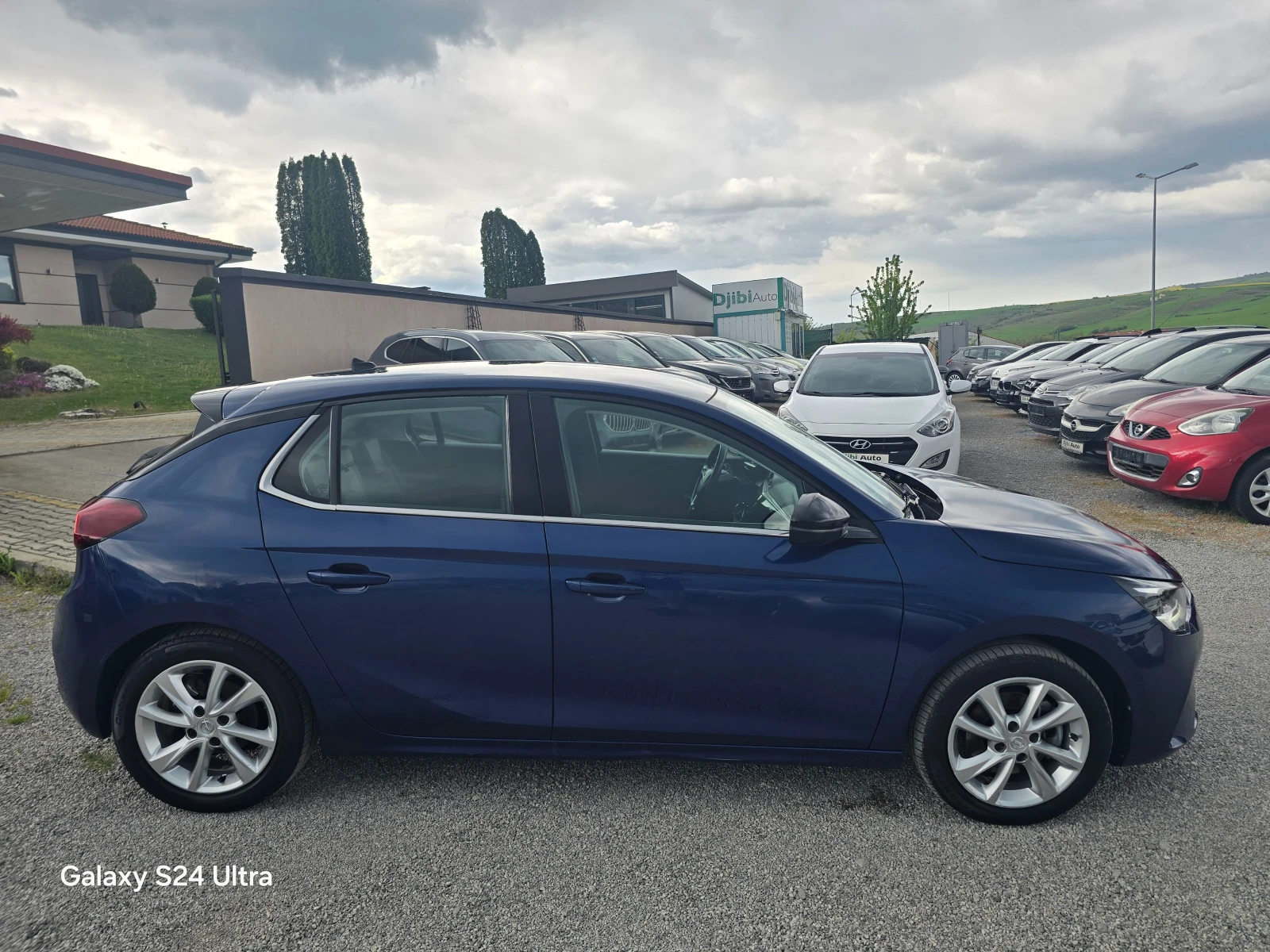Opel Corsa 1.2i-101k.c-NAVI-FACE - изображение 5