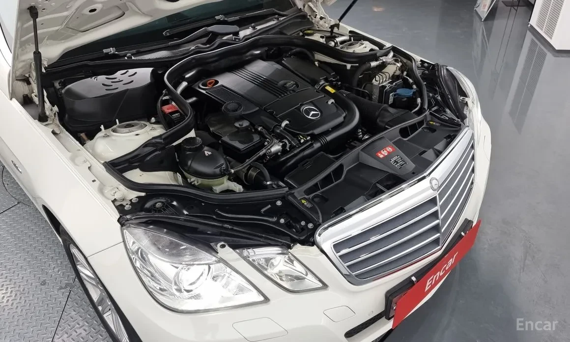 Mercedes-Benz E 200 E-Class W212 E200 CDI - изображение 6