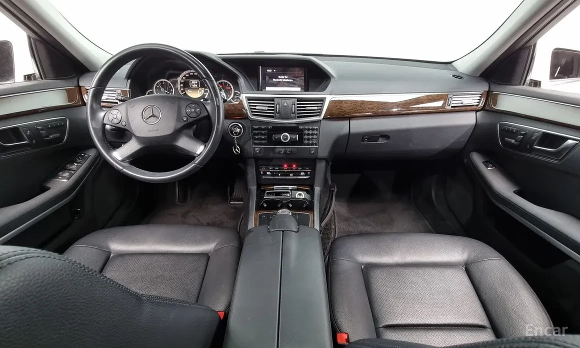 Mercedes-Benz E 200 E-Class W212 E200 CDI - изображение 7