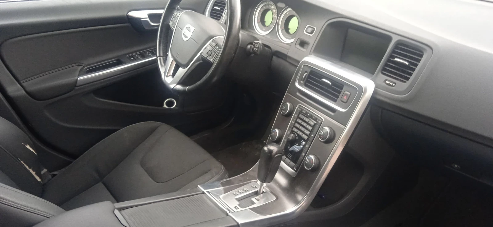 Volvo V60 2.0 д 163 к.с. Д, 3 - изображение 3