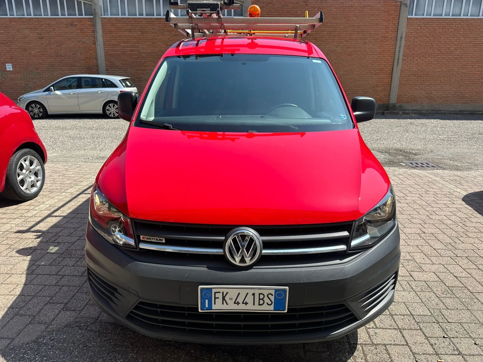 VW Caddy 2.0TDI 4X4 Euro 6/B - изображение 7