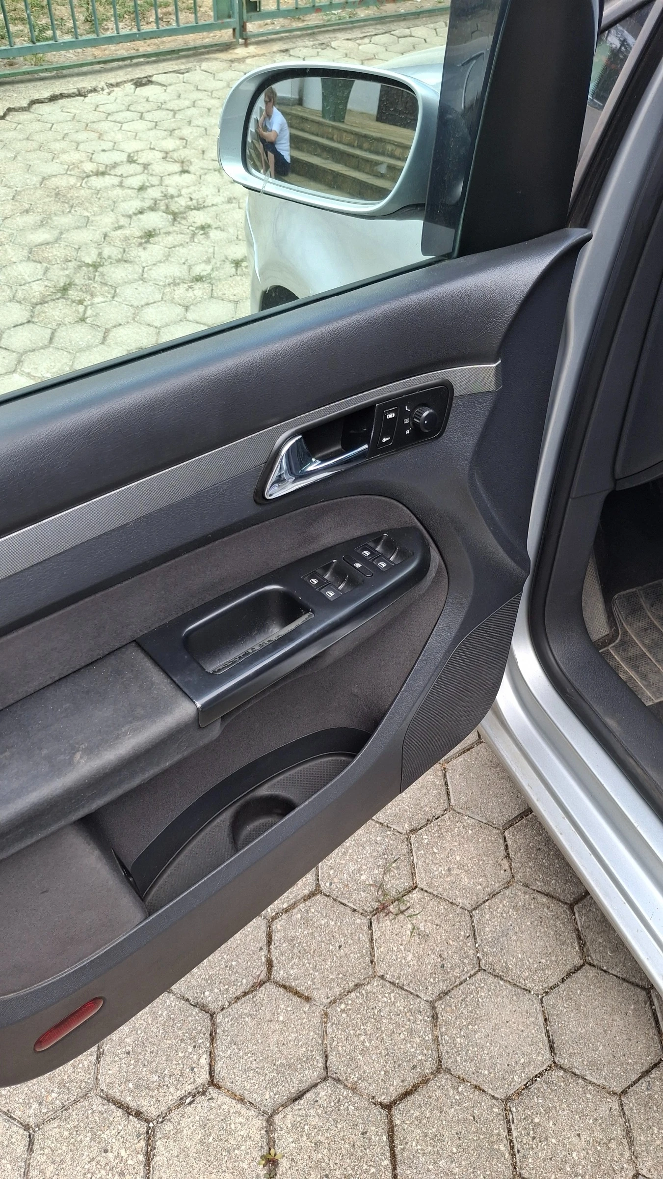 VW Touran тди - изображение 7