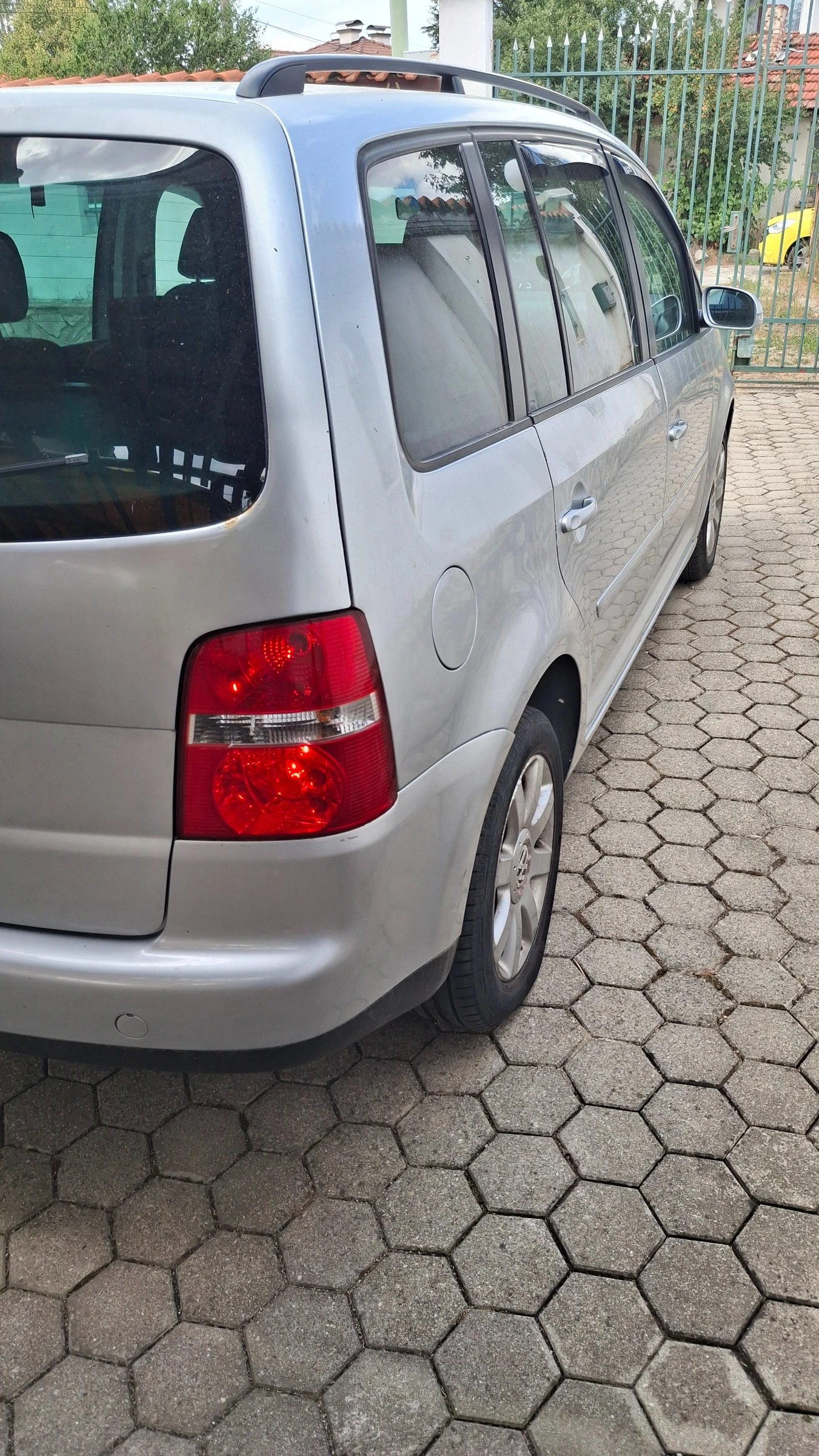 VW Touran тди - изображение 6
