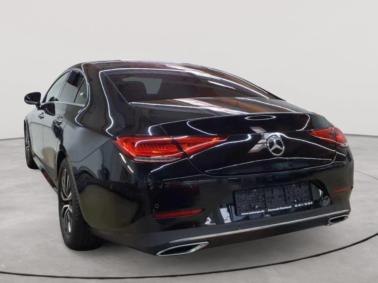 Mercedes-Benz CLS 300 300d - изображение 2