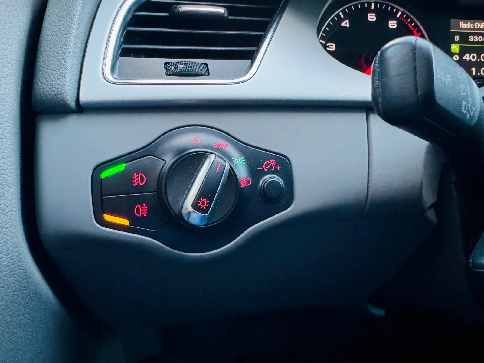 Audi A4 B8 2.0L TFSI - изображение 10