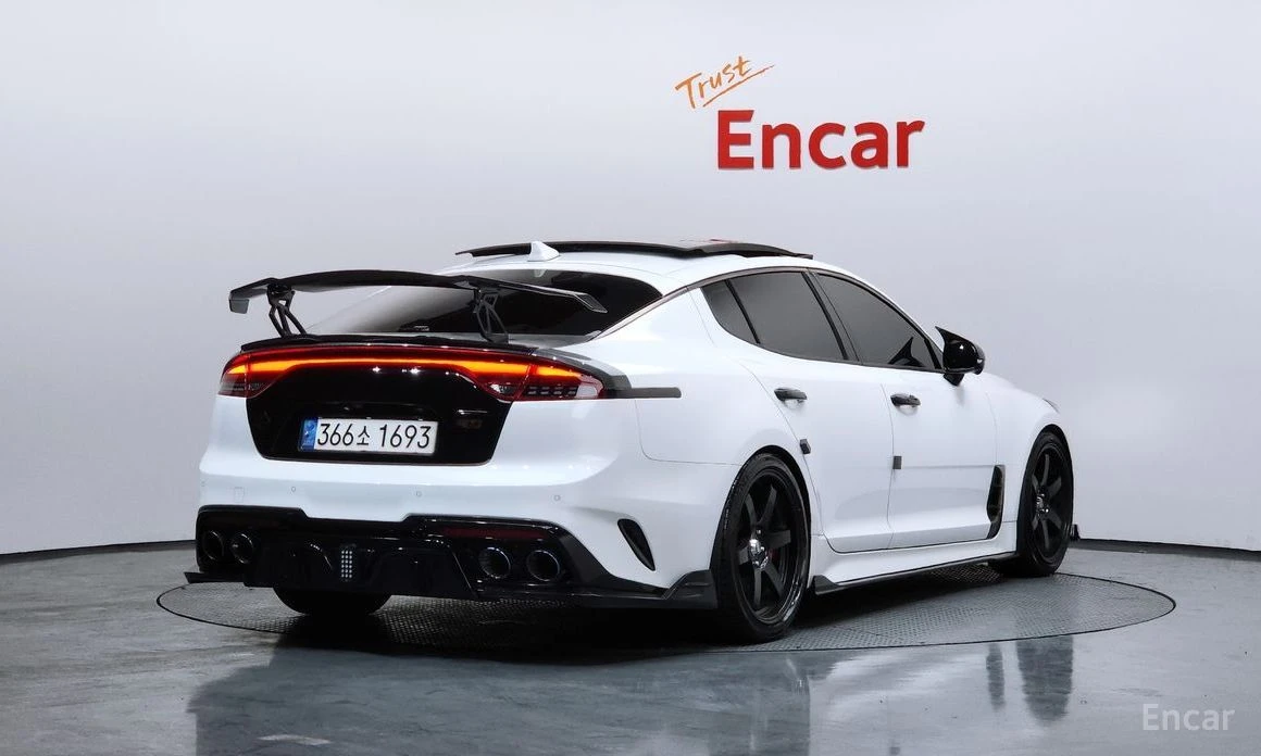 Kia Stinger  - изображение 2
