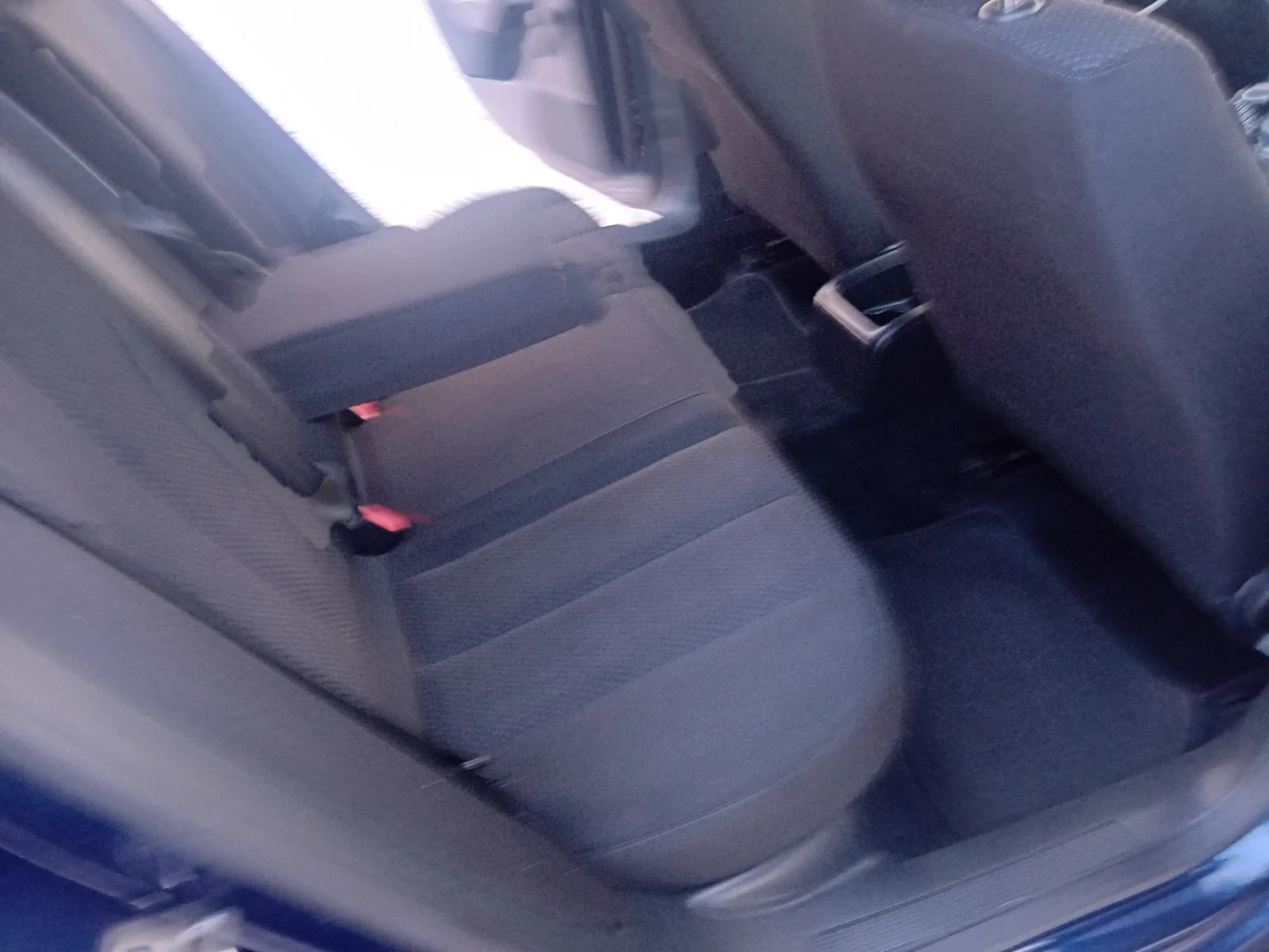 VW Passat 1.6 102k.s, снимка 11 - Автомобили и джипове - 53830828