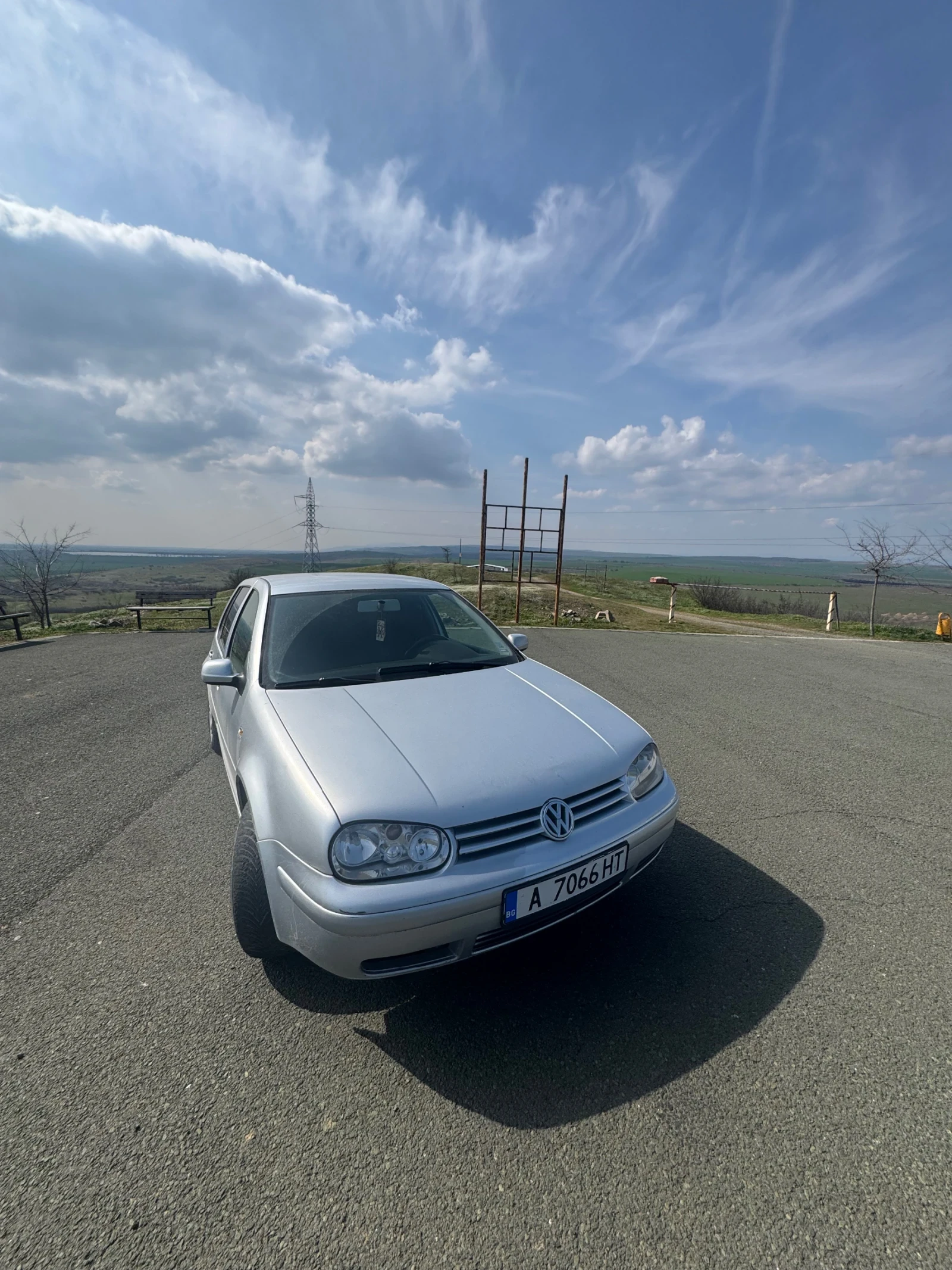 VW Golf, снимка 2 - Автомобили и джипове - 53985291