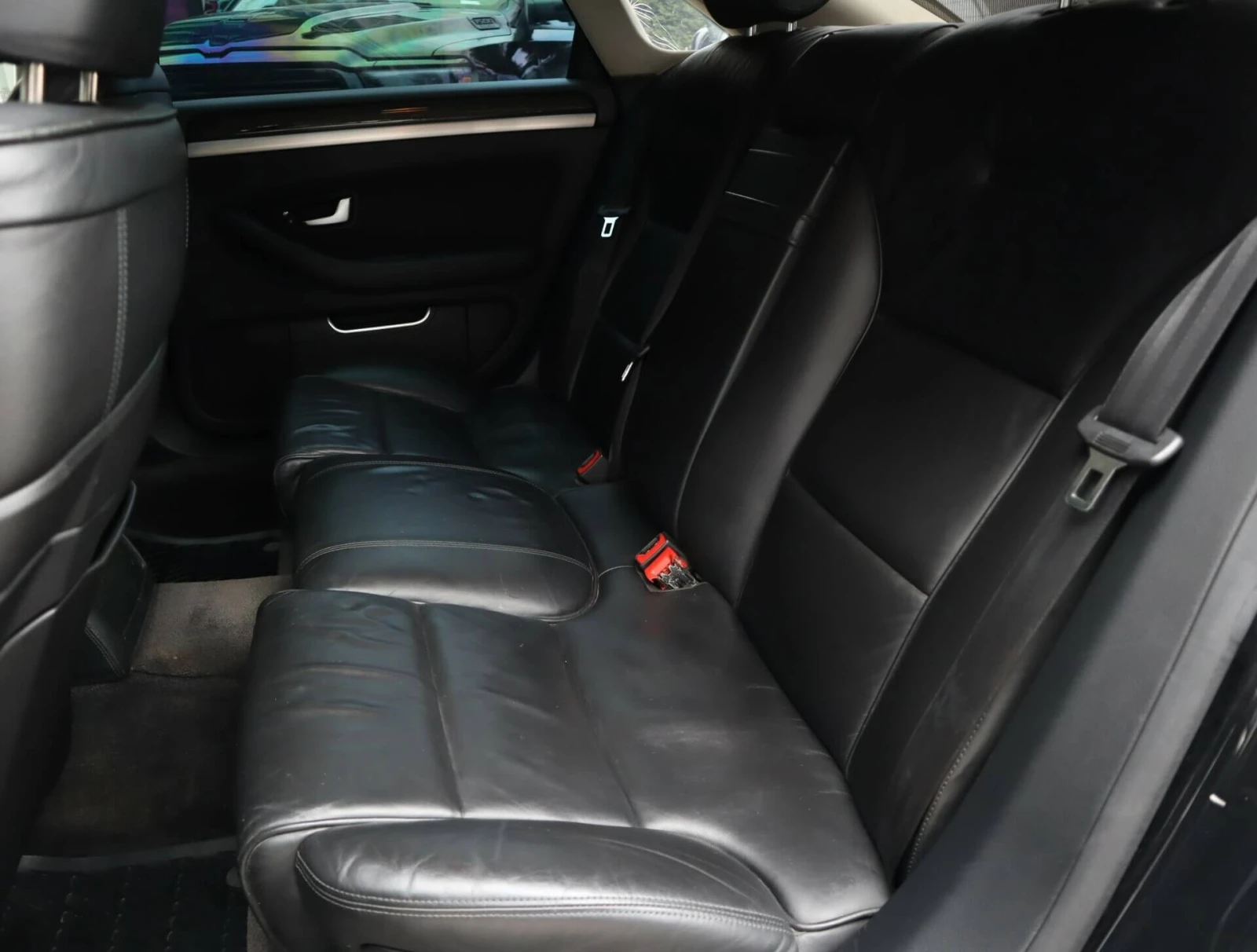 Audi S8 5.2FSI/Distronic/Lane Assist/Side Assist/Carbon/По, снимка 8 - Автомобили и джипове - 54062761