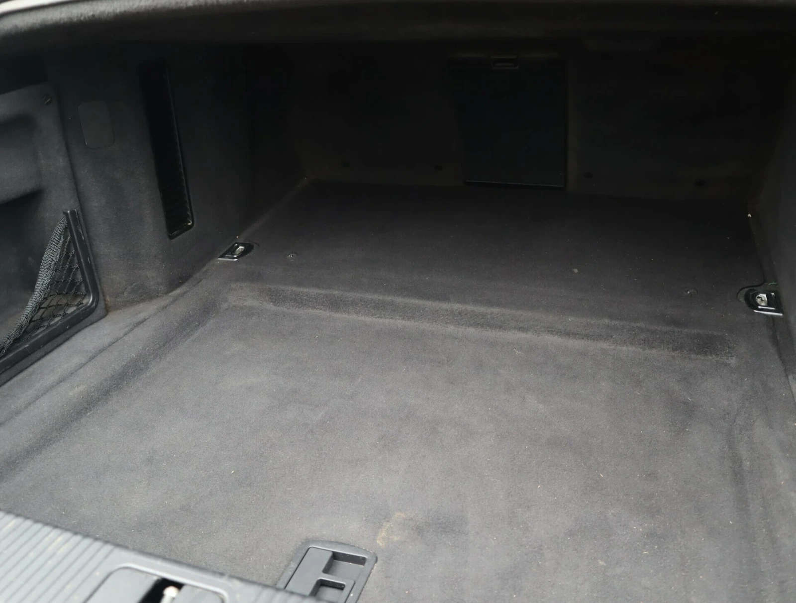 Audi S8 5.2FSI/Distronic/Lane Assist/Side Assist/Carbon/По, снимка 16 - Автомобили и джипове - 54062761