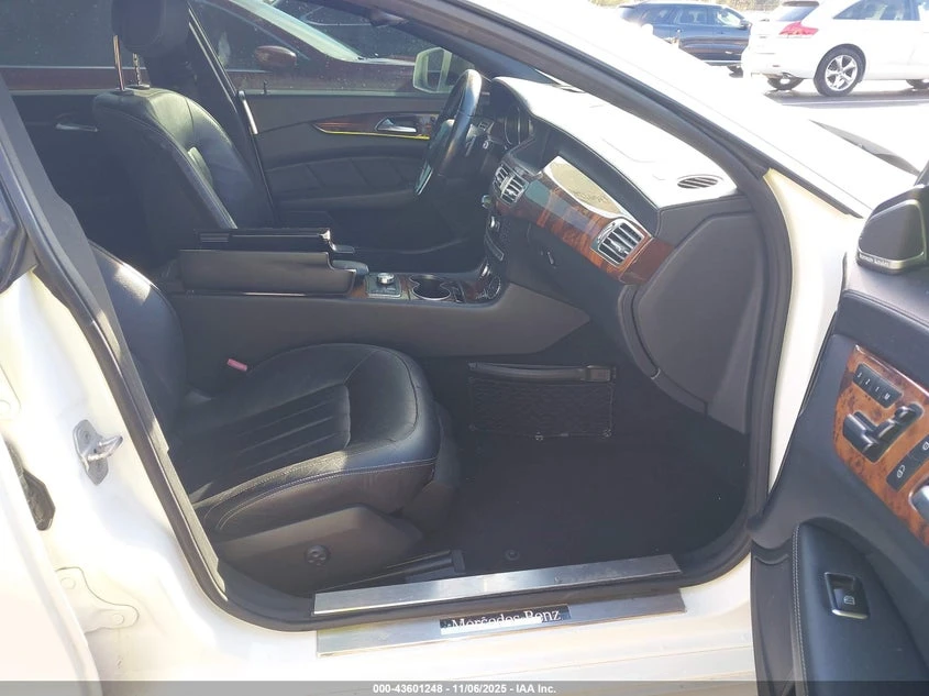 Mercedes-Benz CLS 550 4.6L V-8 DI, DOHC, VVT, TURBO, 402HP All Wheel | Mobile.bg � ����������� 5