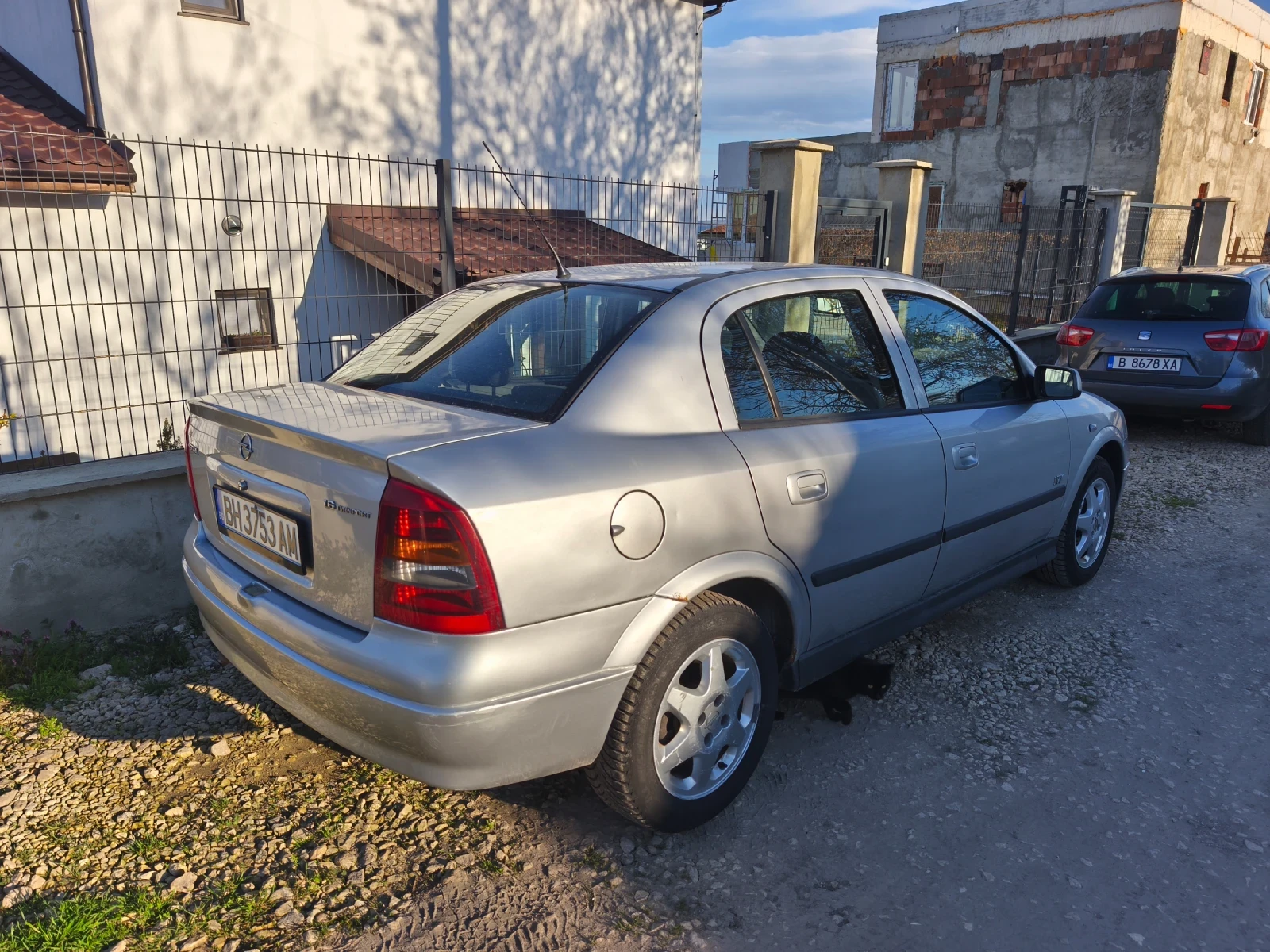 Opel Astra 1.6, снимка 4 - Автомобили и джипове - 54138766