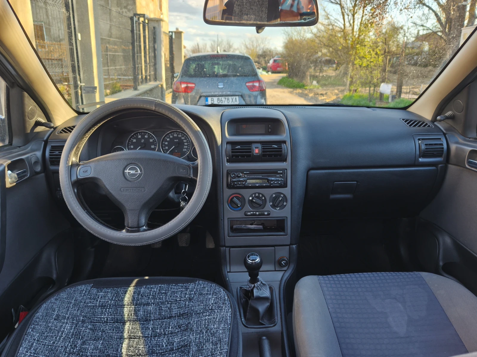 Opel Astra 1.6, снимка 8 - Автомобили и джипове - 54138766