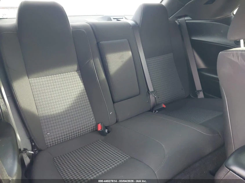 Dodge Challenger 6.4l R/T Scat Pack, снимка 8 - Автомобили и джипове - 54141656