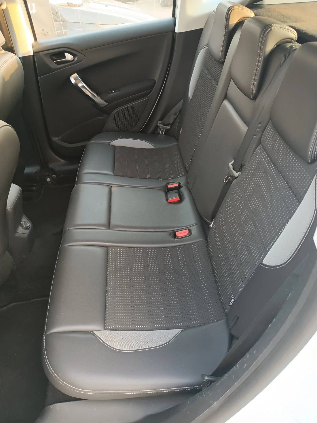Peugeot 2008 1, 6 e-HDi, Allure, NAVI, �������,  ������  | Mobile.bg � ����������� 14