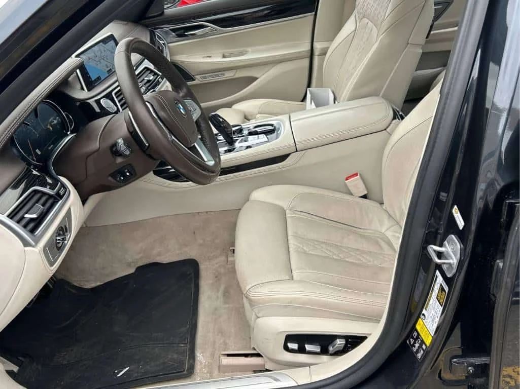 BMW 750 | DISTRONIC | HUD | ОБДУХВАНЕ | , снимка 5 - Автомобили и джипове - 54480292