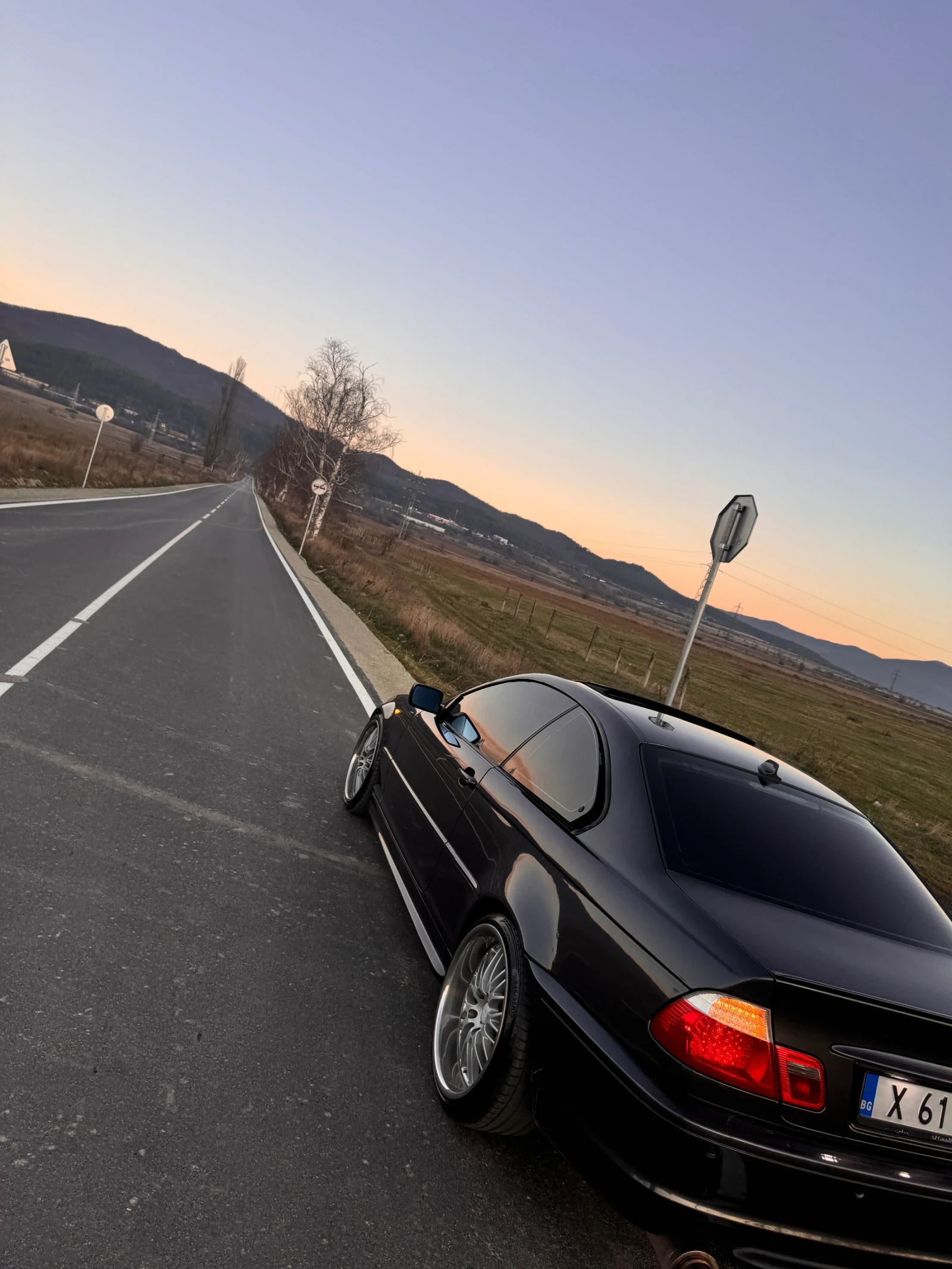 BMW 330, снимка 5 - Автомобили и джипове - 54485803