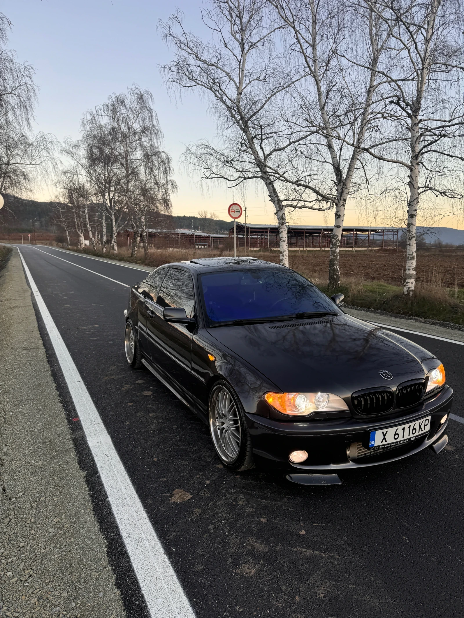 BMW 330, снимка 2 - Автомобили и джипове - 54485803