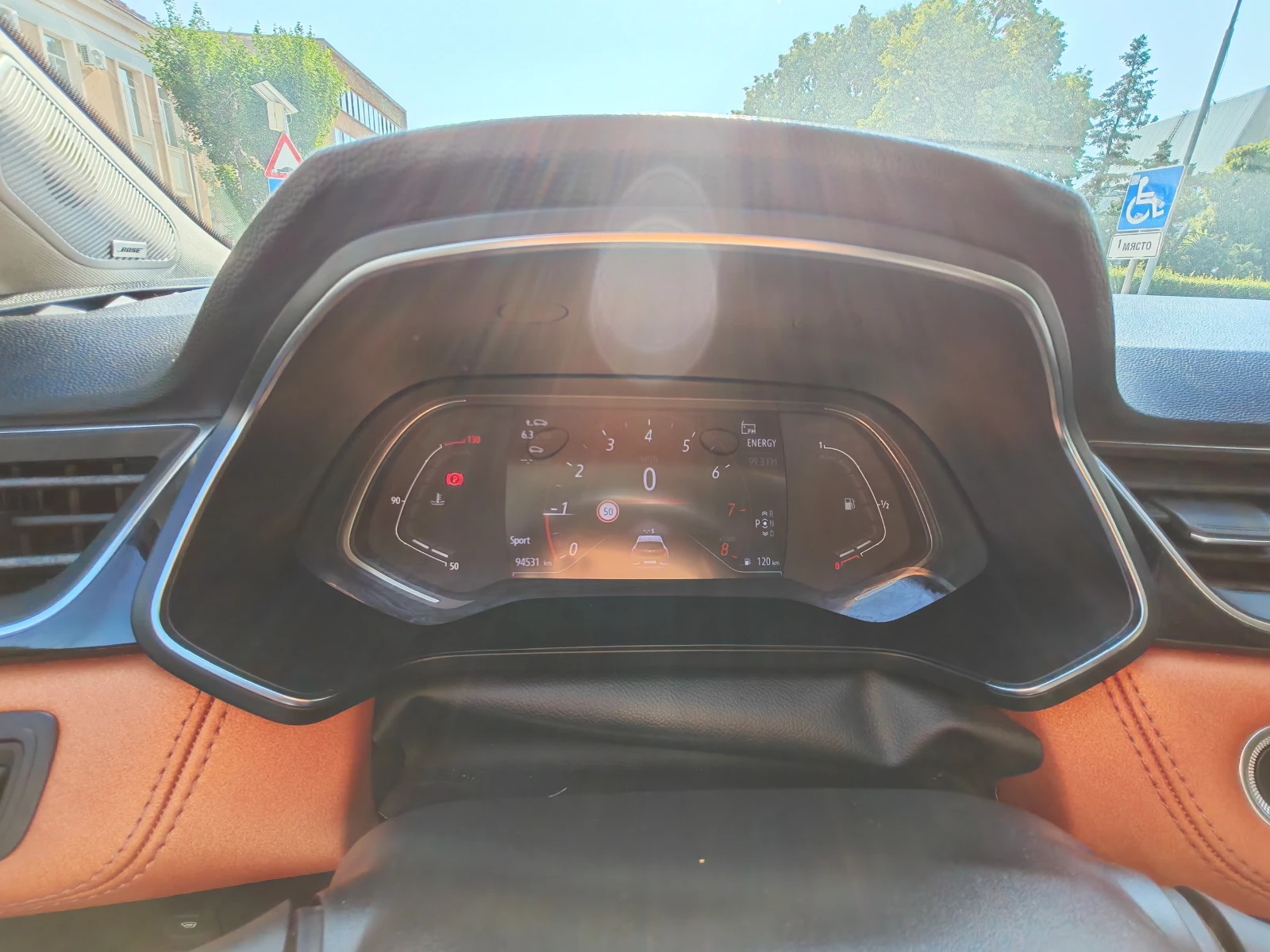 Renault Captur, снимка 13 - Автомобили и джипове - 55019066