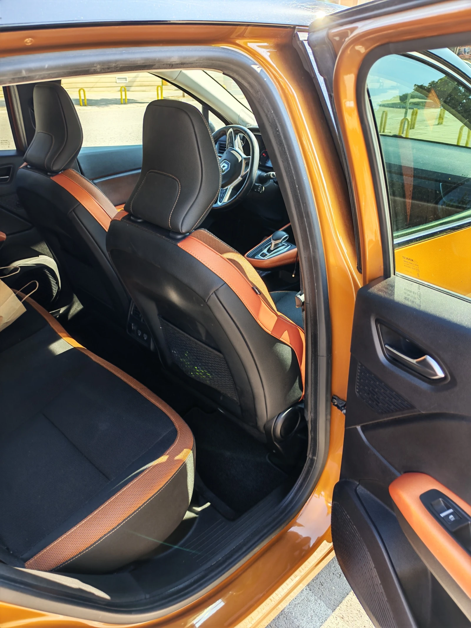Renault Captur, снимка 7 - Автомобили и джипове - 55019066