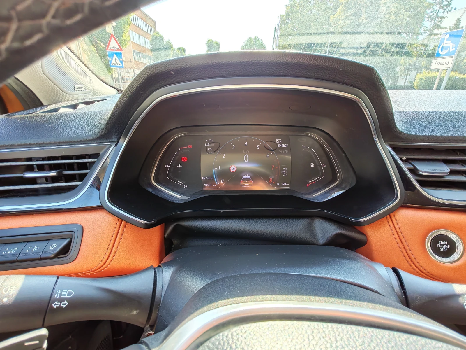 Renault Captur, снимка 12 - Автомобили и джипове - 55019066