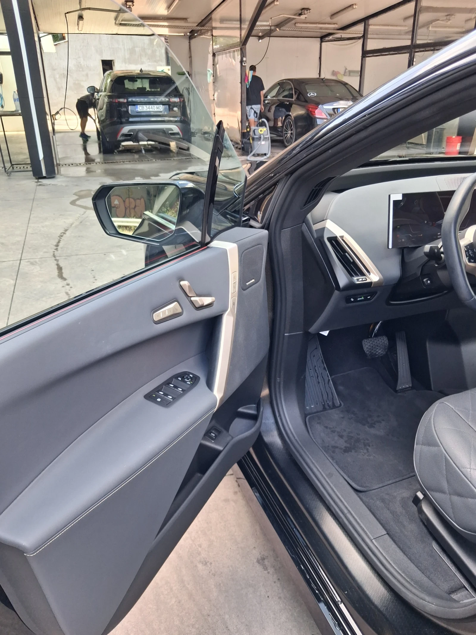 BMW iX xDrive50 SUV | FULL MAX | Harman Kardon PANORAMA, снимка 17 - Автомобили и джипове - 55588711