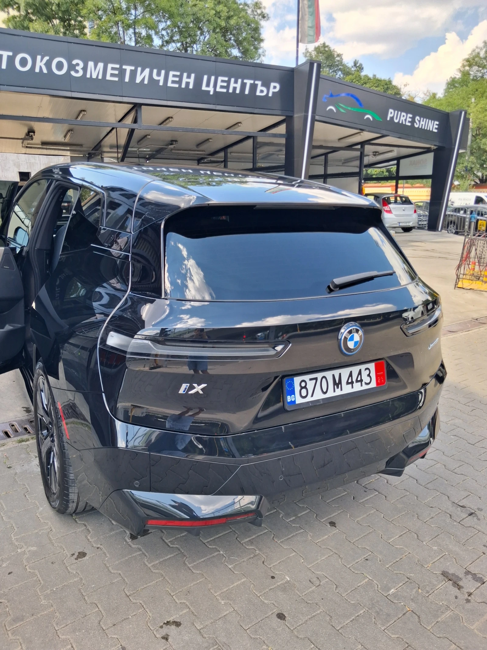 BMW iX xDrive50 SUV | FULL MAX | Harman Kardon PANORAMA, снимка 3 - Автомобили и джипове - 55588711