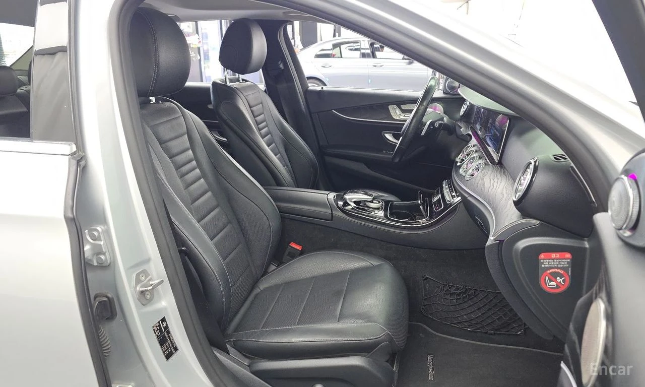 Mercedes-Benz E 300 Avantgarde* BURMESTER* 360* ХЕДЪП* DIGITAL* ОБДУХ*, снимка 7 - Автомобили и джипове - 55661519