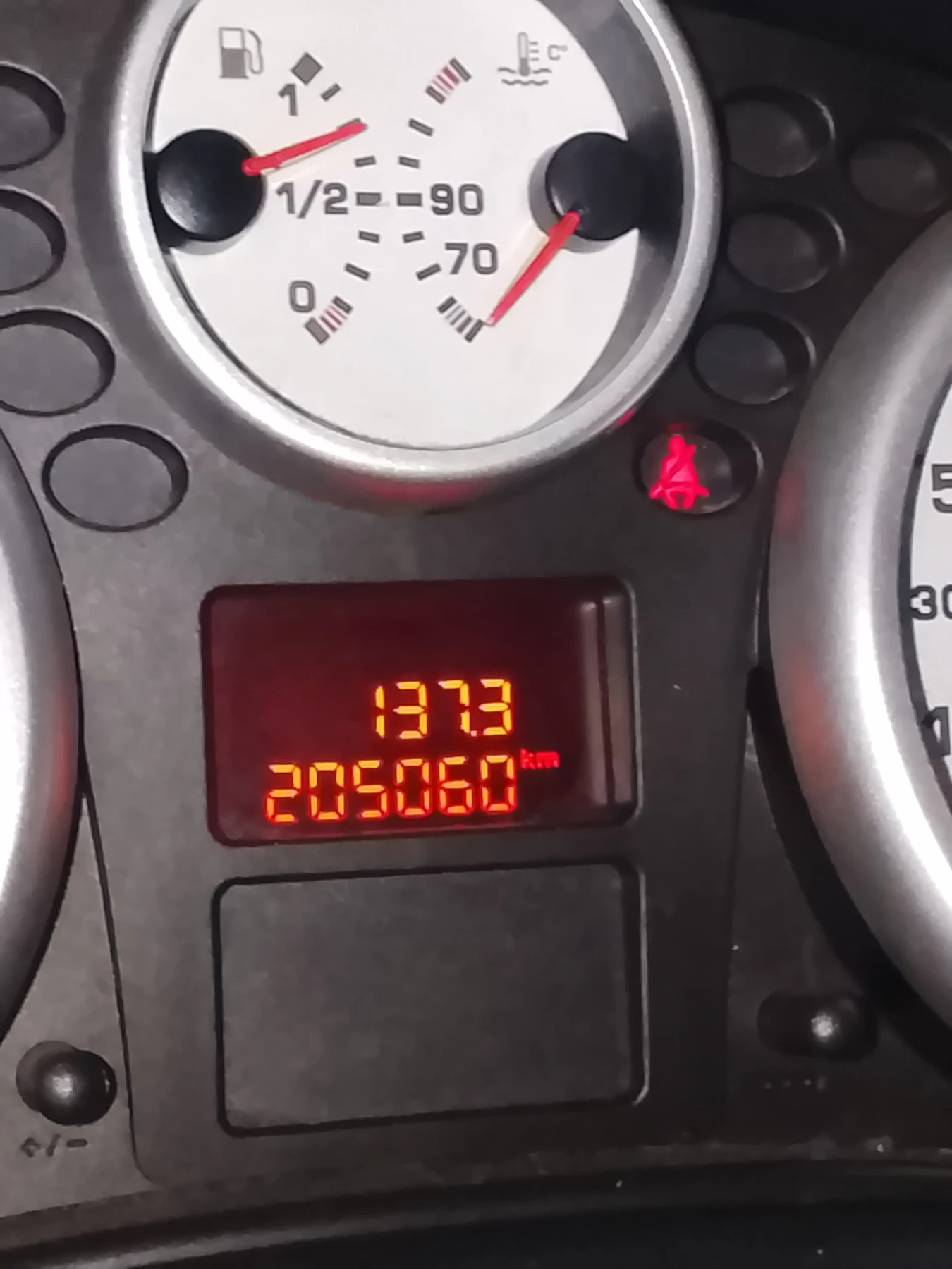 Peugeot 207, снимка 3 - Автомобили и джипове - 55922084