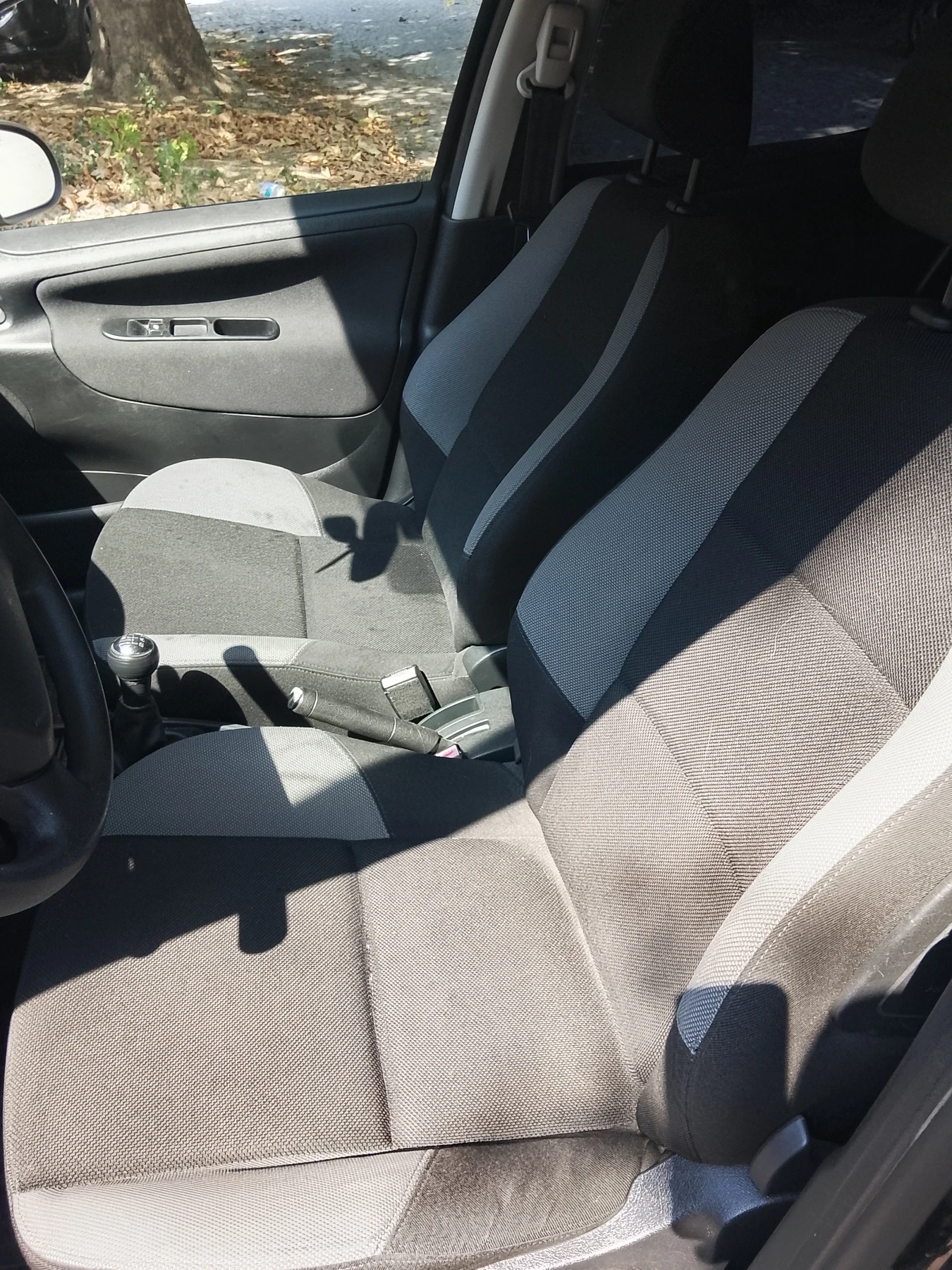 Peugeot 207, снимка 12 - Автомобили и джипове - 55922084