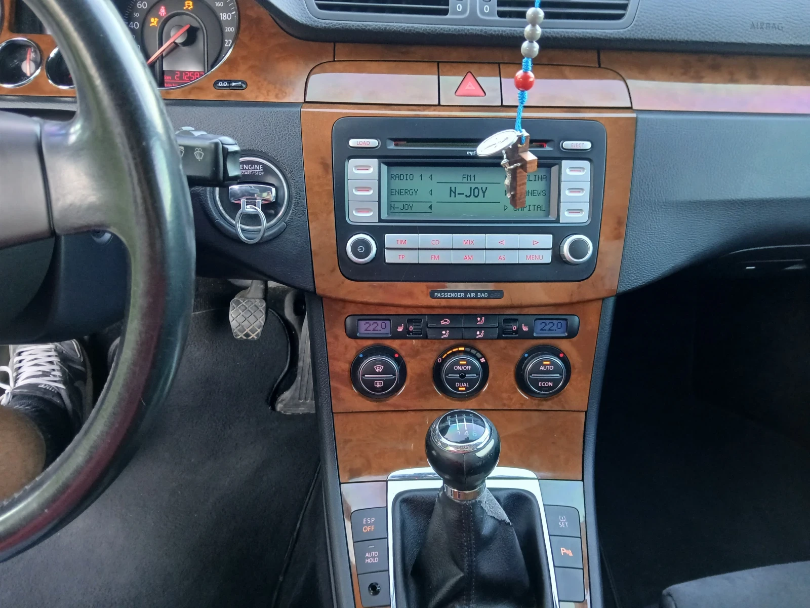 VW Passat, снимка 8 - Автомобили и джипове - 56016953