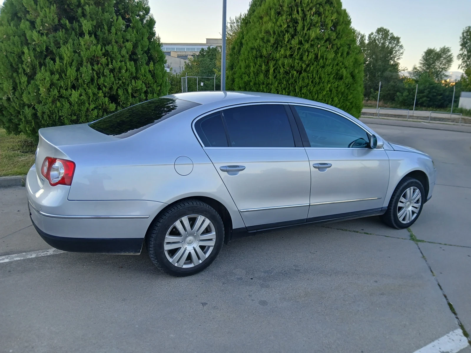 VW Passat, снимка 4 - Автомобили и джипове - 56016953